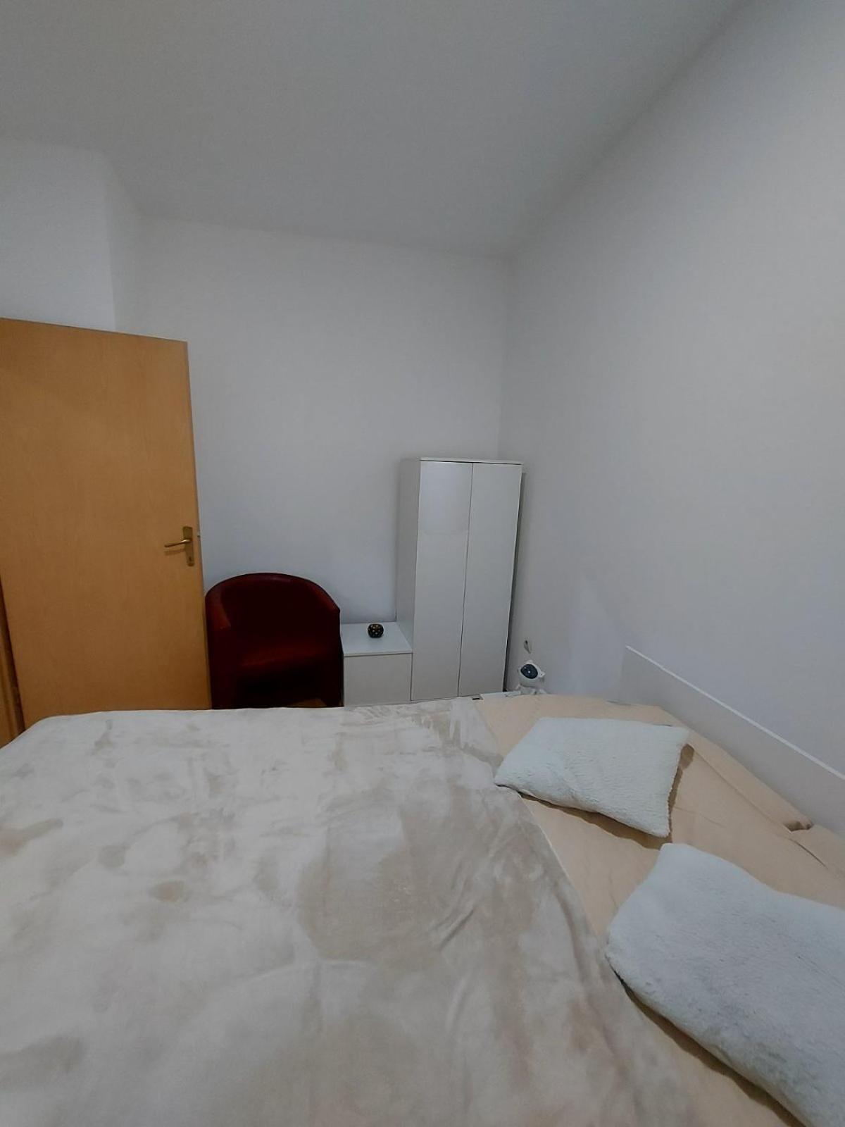 Centar Apartment Aleks Skopje Zimmer foto